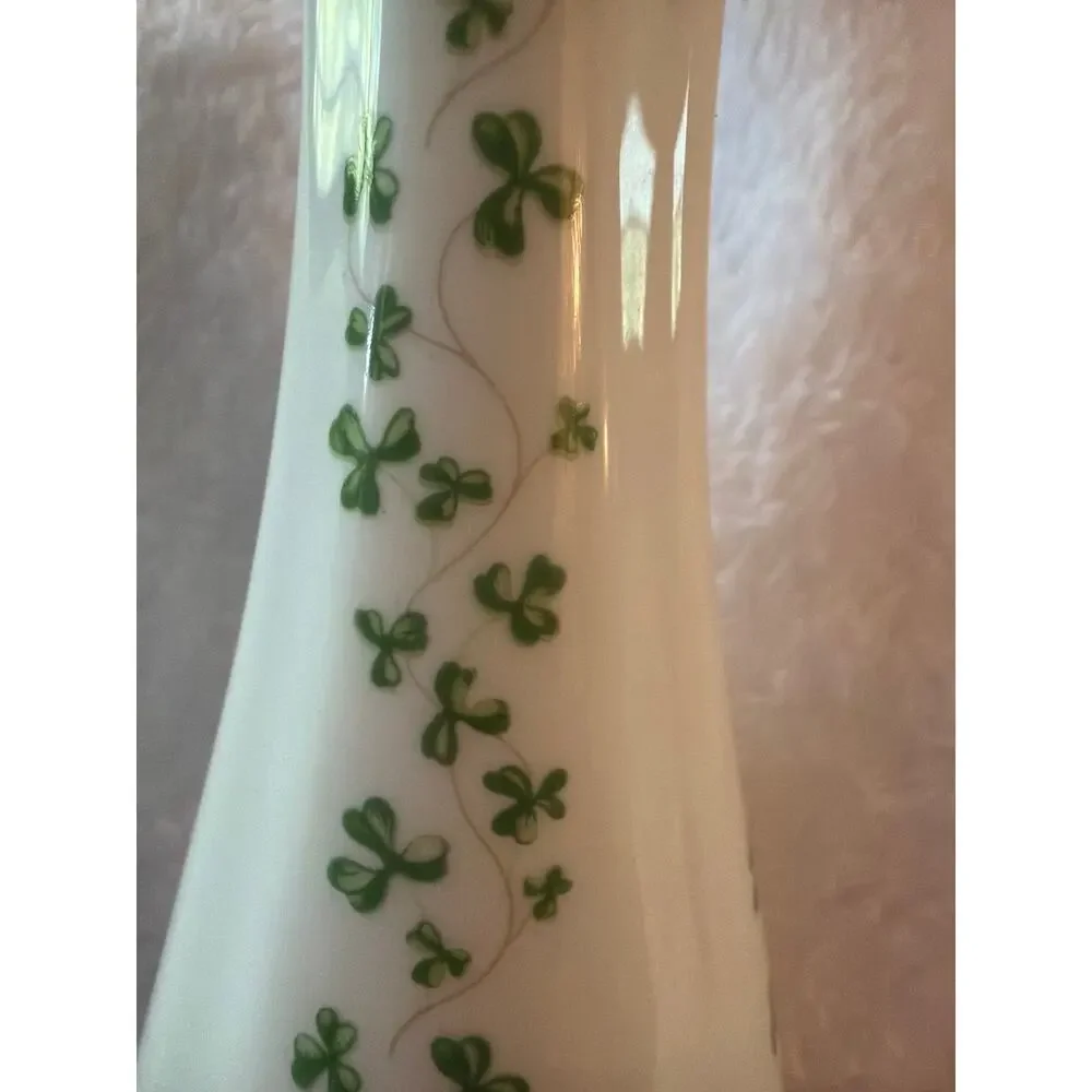 Royal Tara Ireland Shamrock Bud Vase Fine Bone China Hand Made Galway Gold